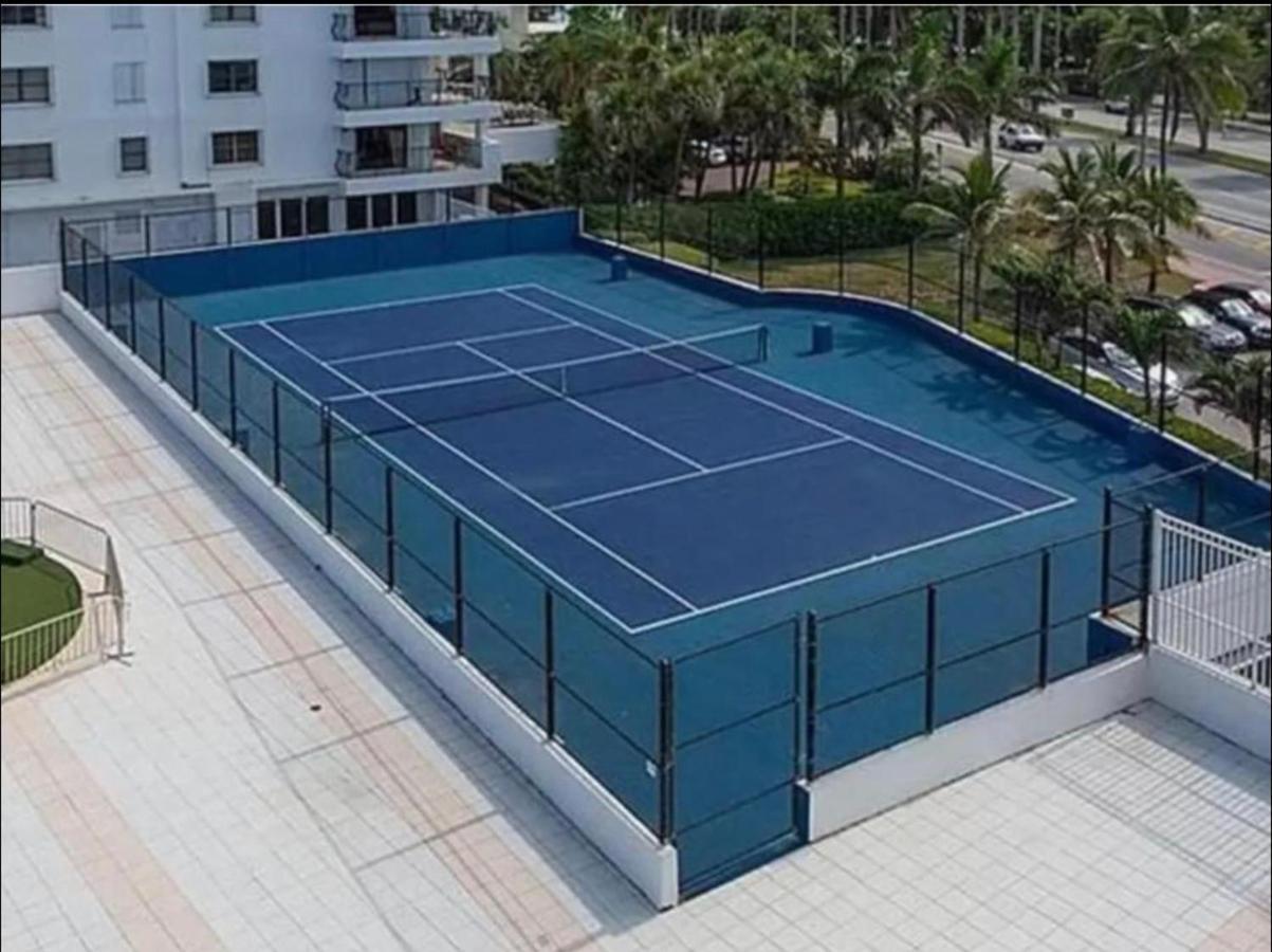 Villa Katy, Beachfront Property Miami Beach Exterior foto