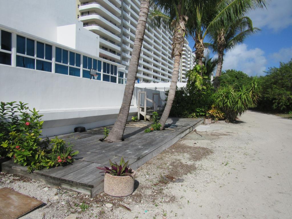 Villa Katy, Beachfront Property Miami Beach Exterior foto